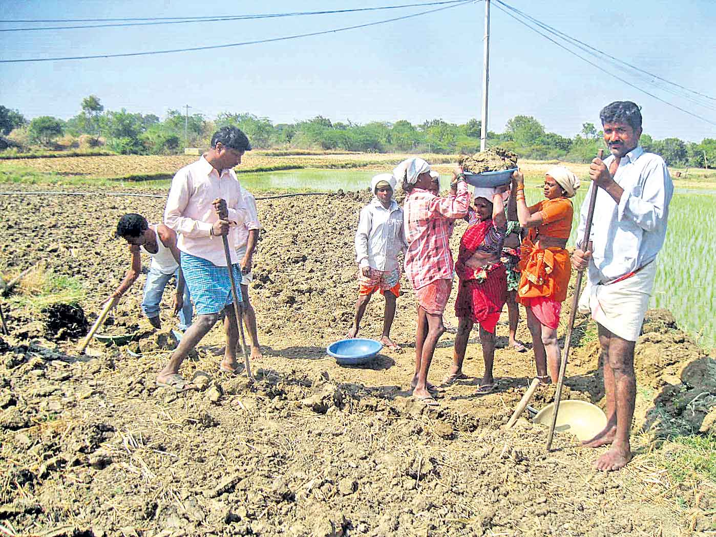 10 కోట్ల పని దినాలు