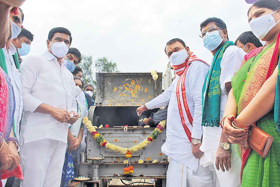 రెండు పంటలు పండించాలి