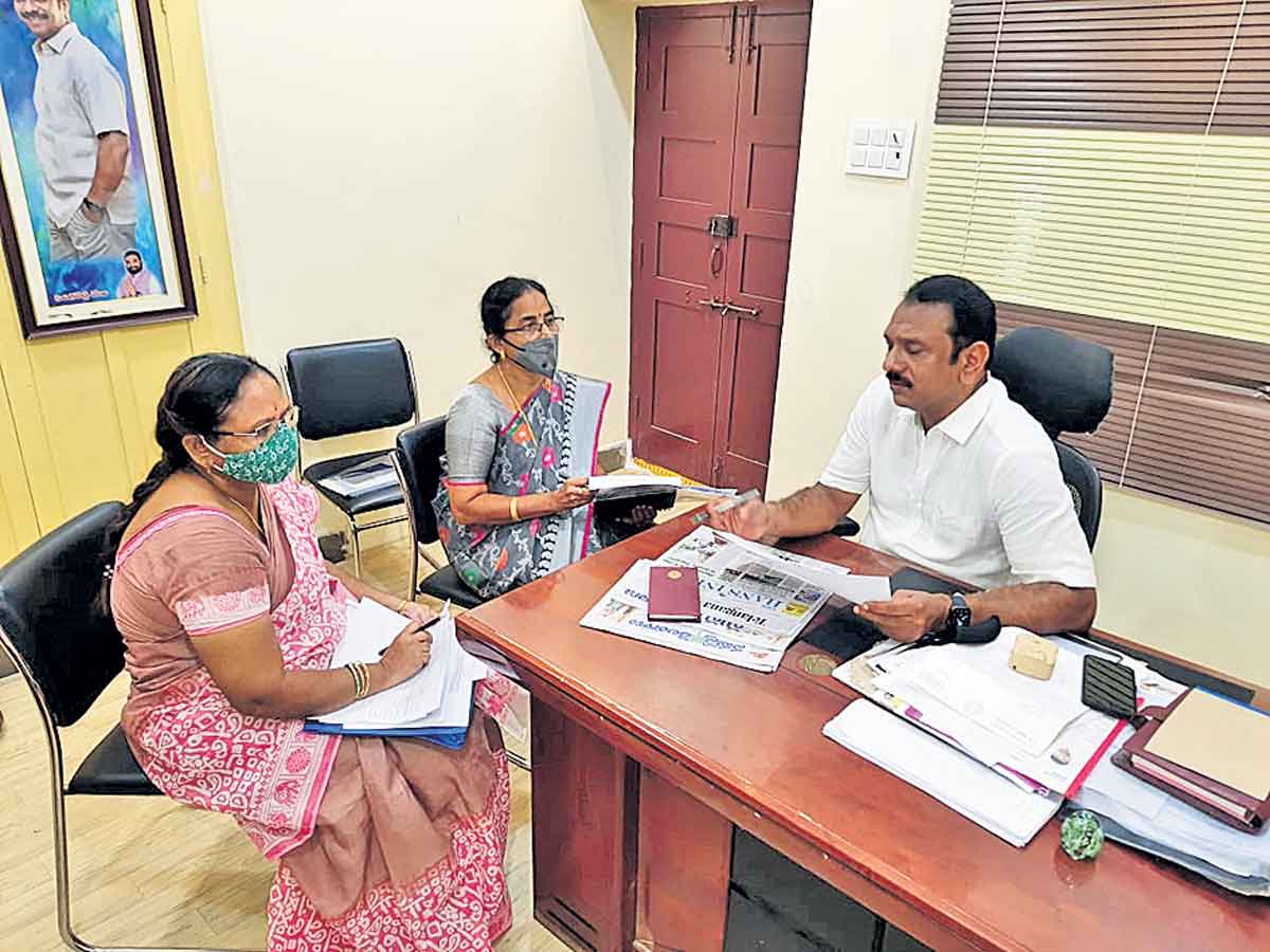 అర్హులందరికీ రేషన్‌ కార్డులు