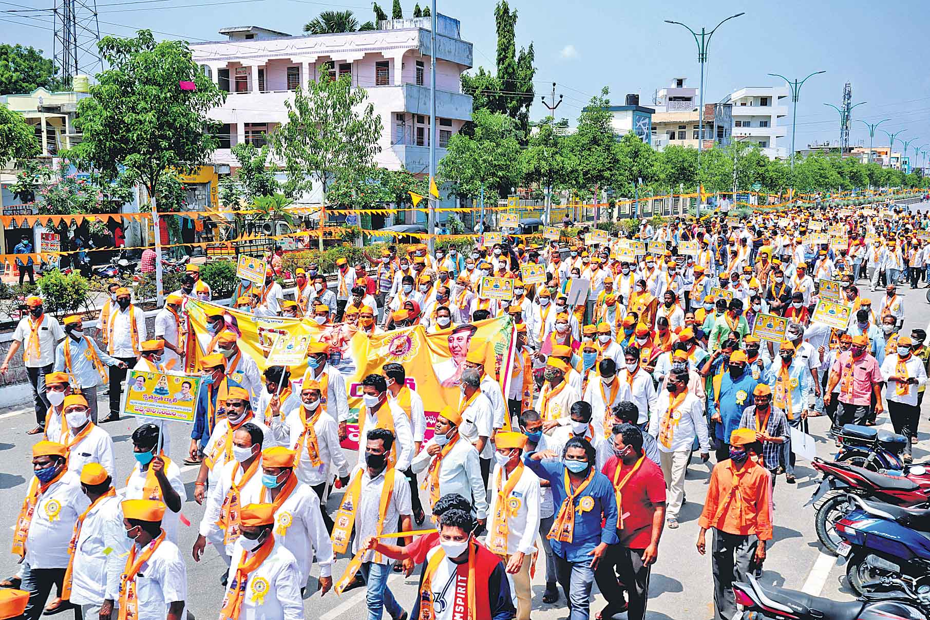 సిరిసిల్లలో నేతన్నల కృతజ్ఞత ర్యాలీ