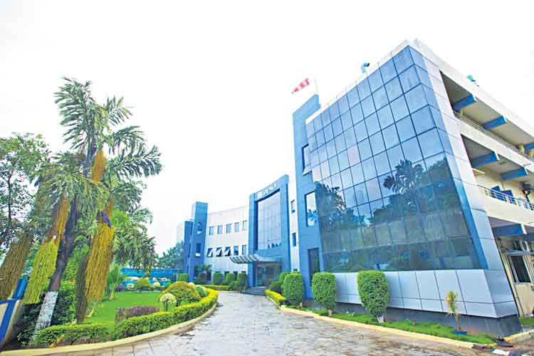 అమెరికా టీకాలకూ మన ముడిసరుకే