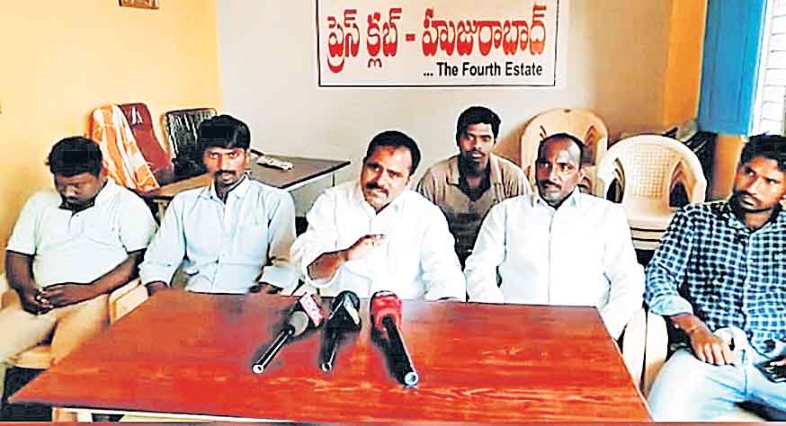 నిరూపిస్తే చెప్పులు మెడలేసుకుంటవా?