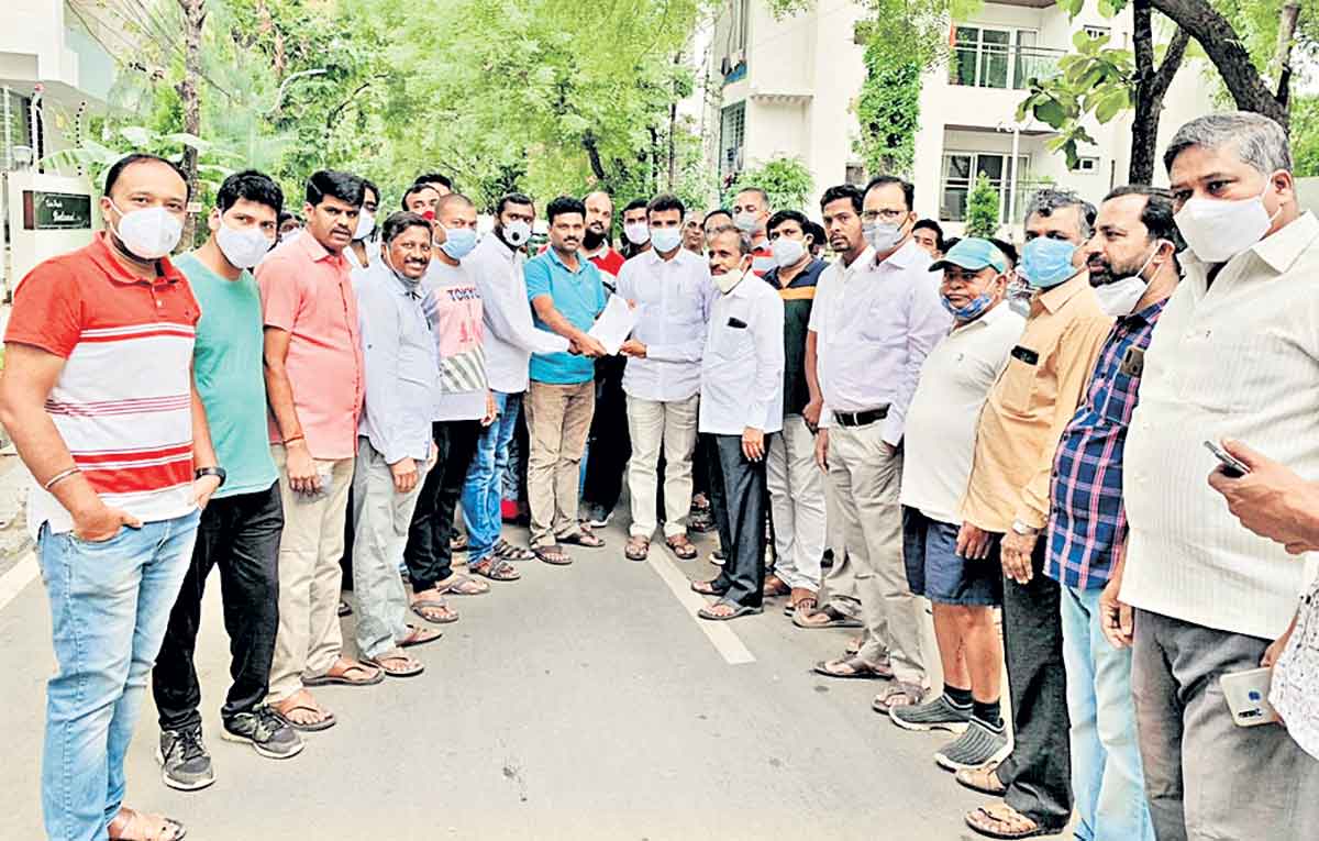 అర్హులకే పథకాలు అందేలా చర్యలు