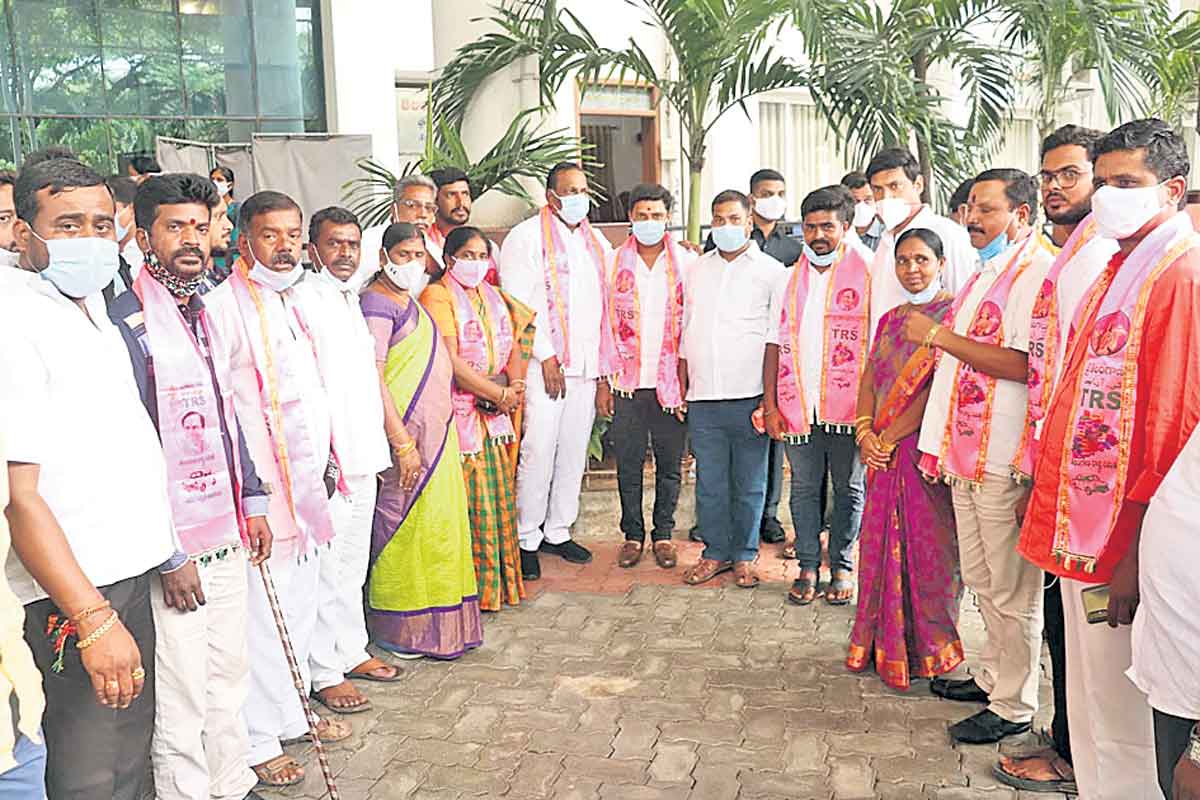 జవహర్‌నగర్‌లో కాంగ్రెస్‌ ఖాళీ..!