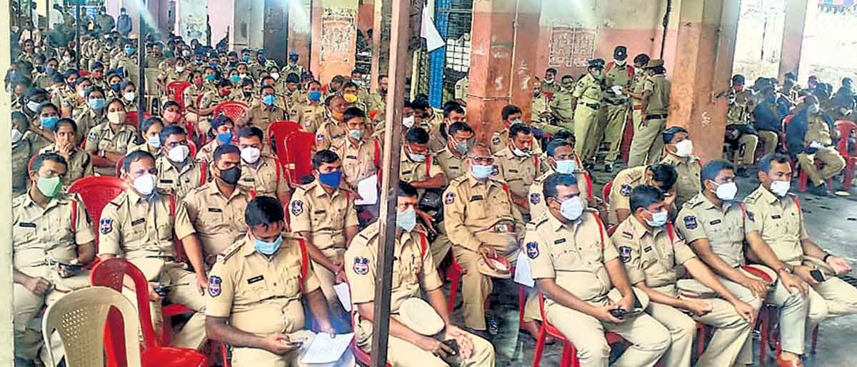 ఎల్లమ్మ కల్యాణోత్సవానికి భారీ బందోబస్తు