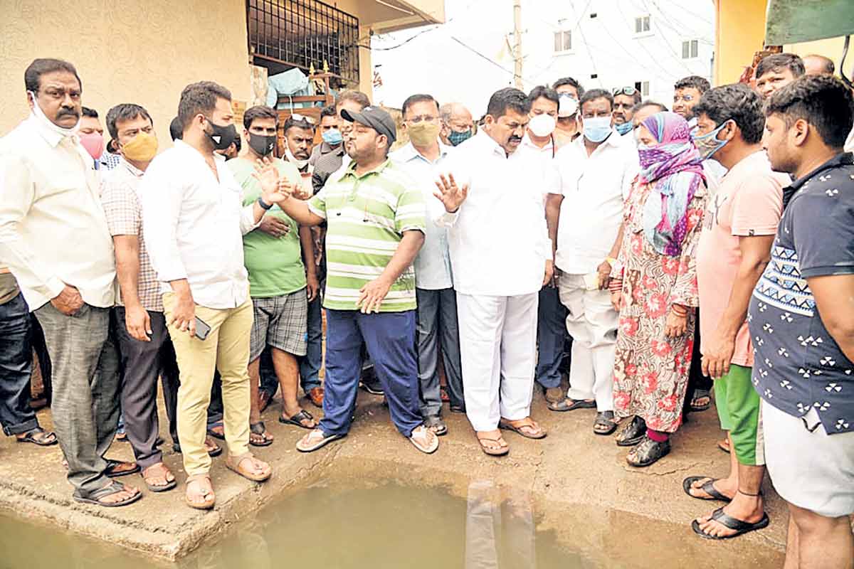 వరద నీటి పైపులైన్‌ నిర్మాణం చేపడతాం