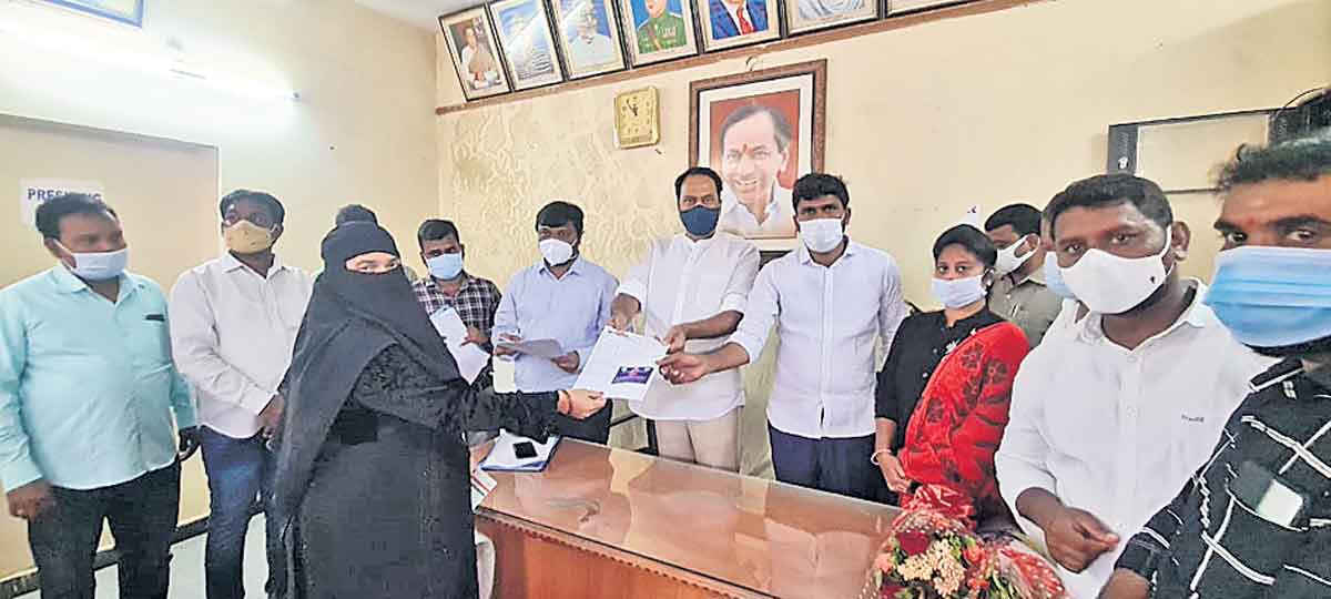 పేదలకు అండగా ప్రభుత్వం