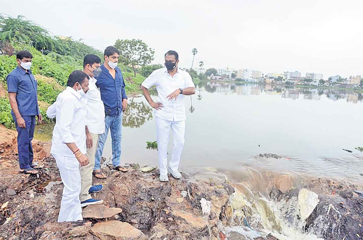 ముంపు ముప్పు తప్పిస్తాం