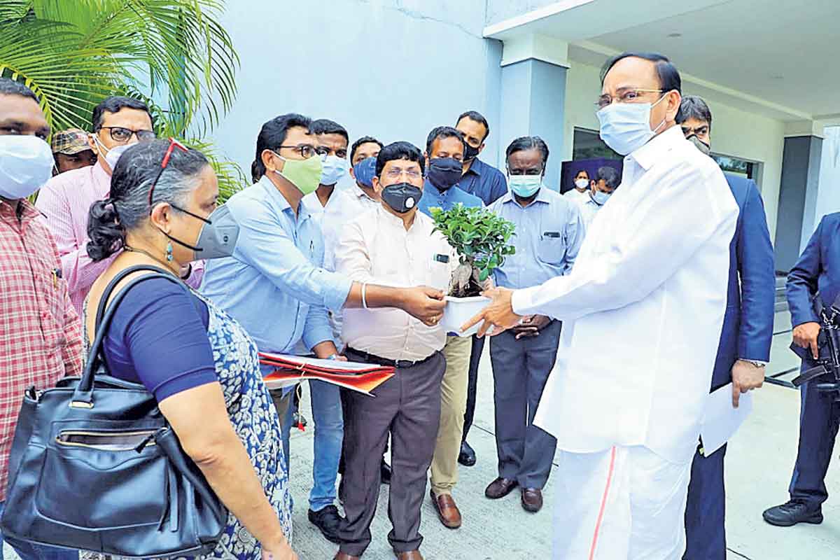 ప్రకృతిని పరిరక్షించుకుందాం