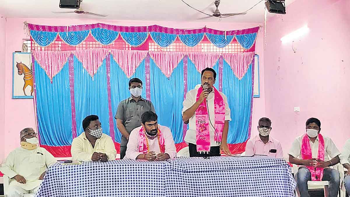 రక్తదాతలు.. ప్రాణదాతలు