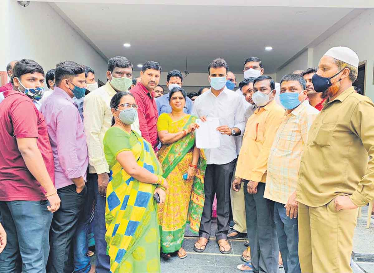 ప్రజలకు చేరువలో పరిపాలన