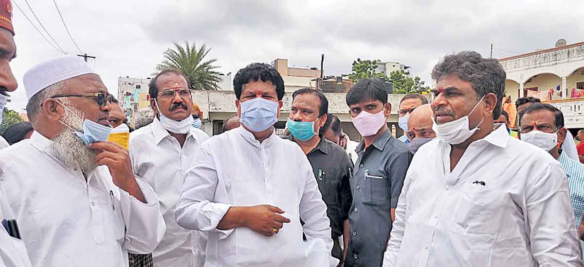 ప్రజా సంక్షేమానికి పెద్దపీట