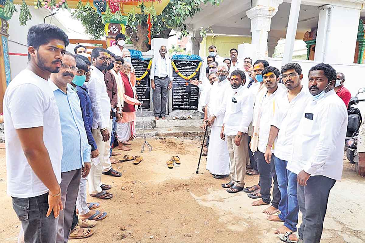 ప్రజా సమస్యలను పరిష్కరిస్తాం