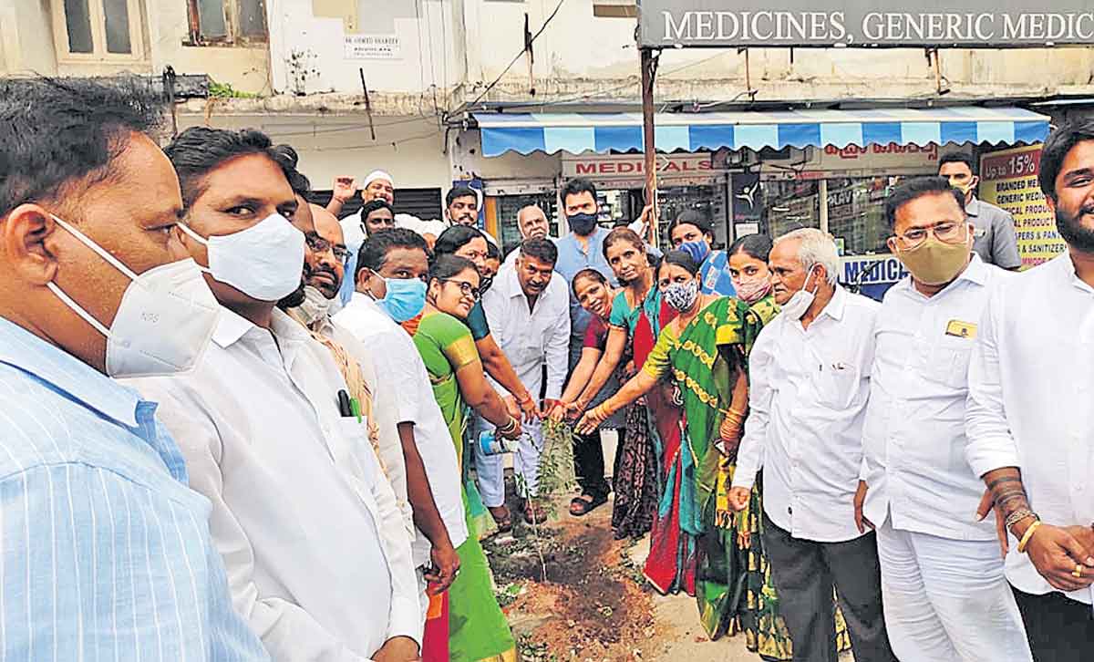 ఆకుపచ్చ తెలంగాణే లక్ష్యం