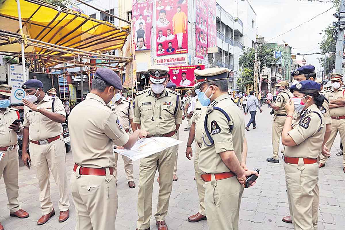 200 కెమెరాలు.. 2500 మంది సిబ్బంది