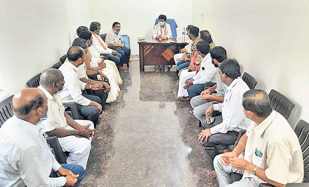 పేదలకు అండగా ప్రభుత్వం