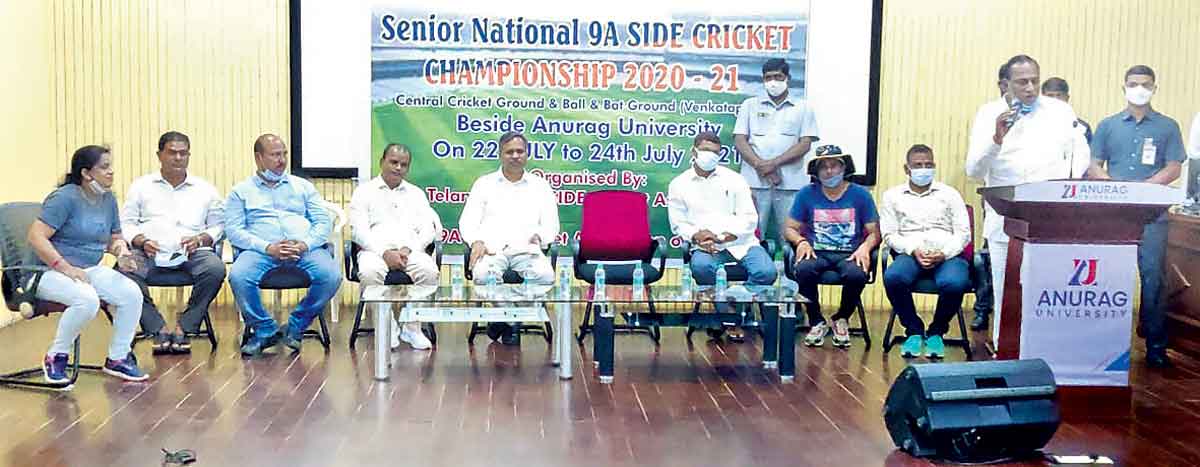 ఆసక్తి పెంచుకోవాలి: మంత్రి మల్లారెడ్డి