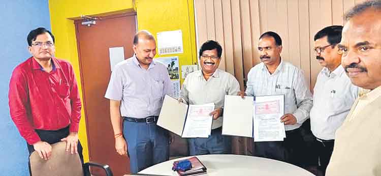 యూజీ, పీజీ విద్యార్థులకు స్టడీ మెటీరియల్‌