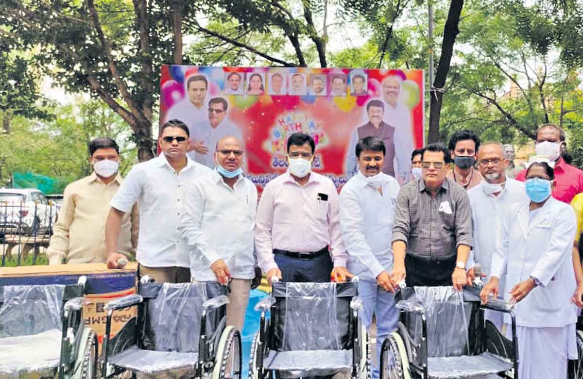 సేవ చేయడంలోనే నిజమైన సంతృప్తి