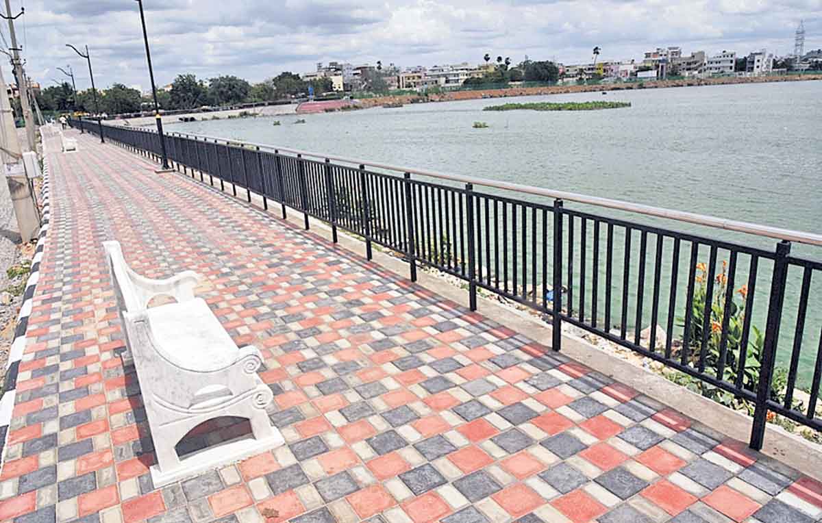 చెరువులకు మహర్దశ