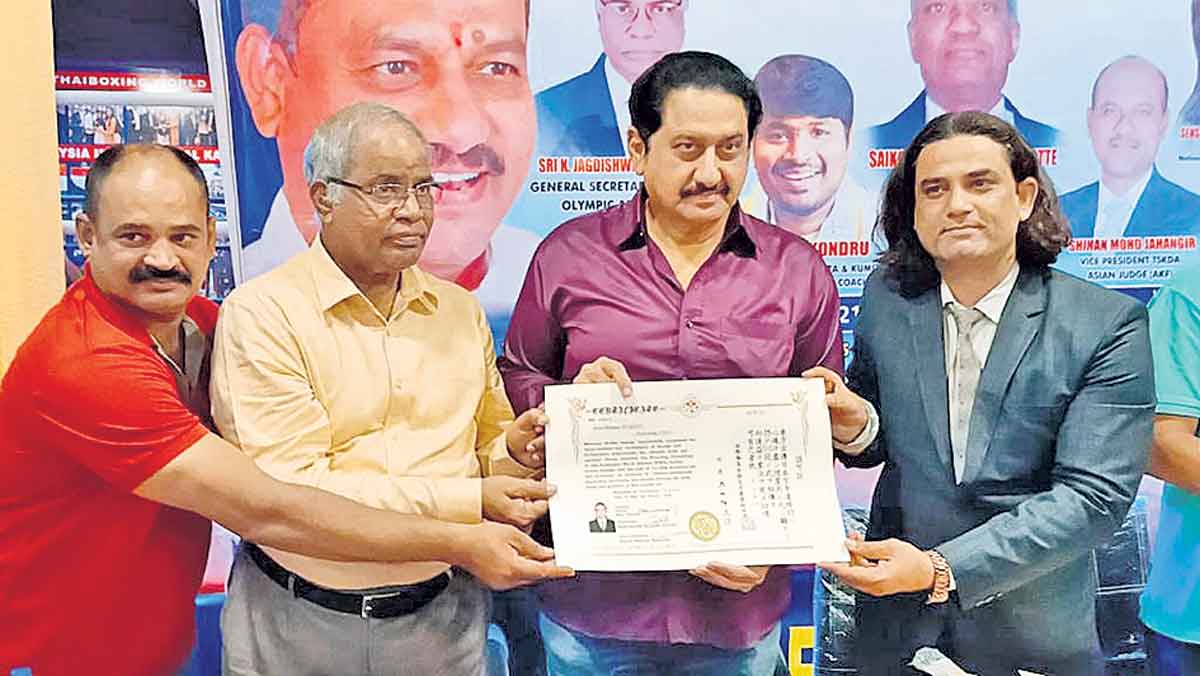 స్వీయ రక్షణకు మార్షల్‌ ఆర్ట్స్‌ దోహదం