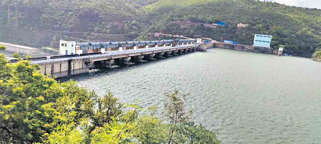 శ్రీశైలం @ 172.66 టీఎంసీలు