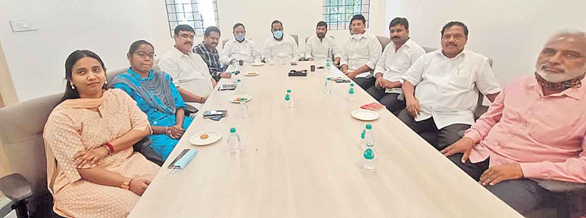 సభ్యత్వ నమోదు..లక్ష్యాన్ని చేరుకోవాలి