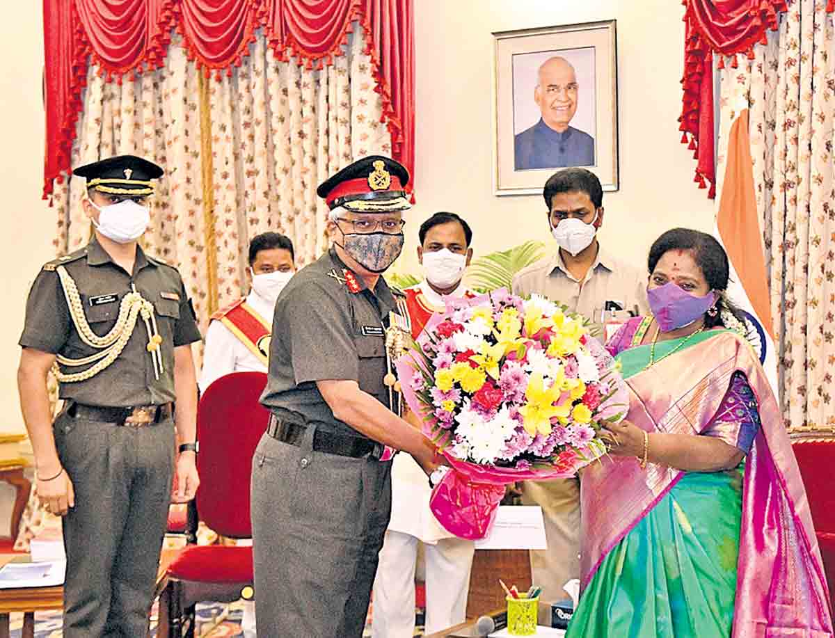 మానవ అక్రమ రవాణాపై పోరాడాలి