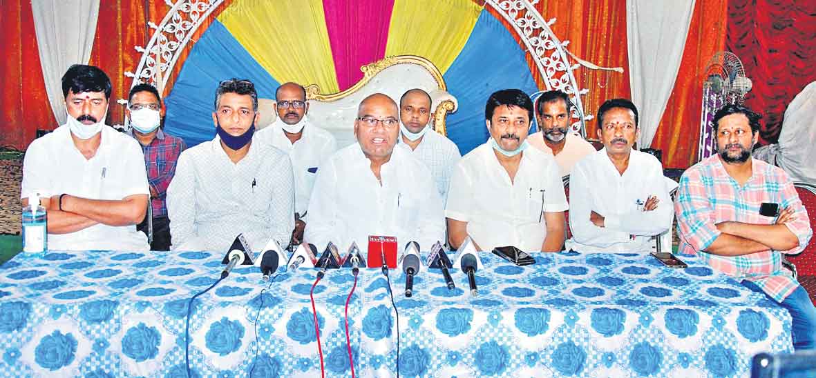 ఉపఎన్నికలో టీఆర్ఎస్ను బలపర్చాలి