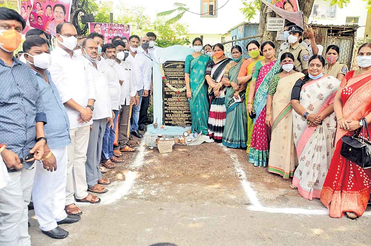 పనుల్లో నాణ్యత లోపించొద్దు..