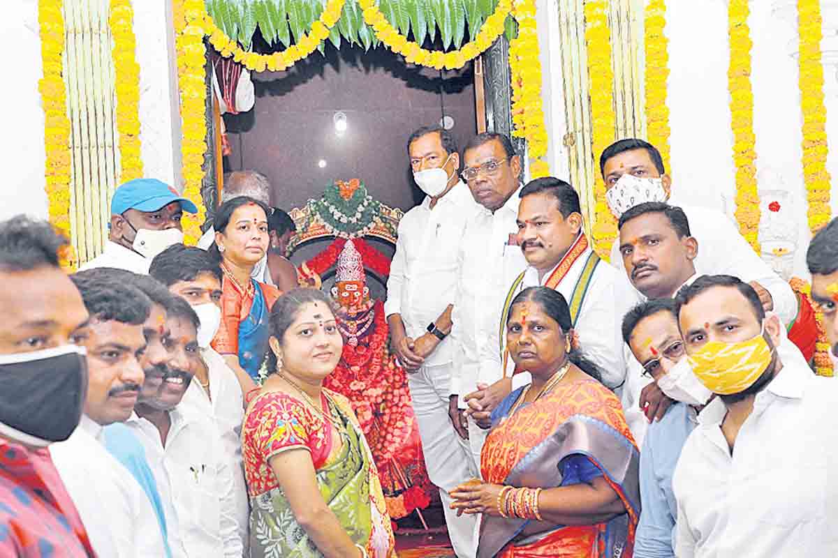 కమనీయం.. అమ్మవారి కల్యాణం