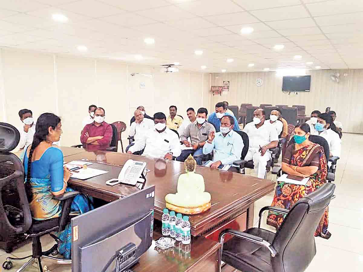 పైపులైన్ల సామర్థ్యాన్నిపెంచుతాం..