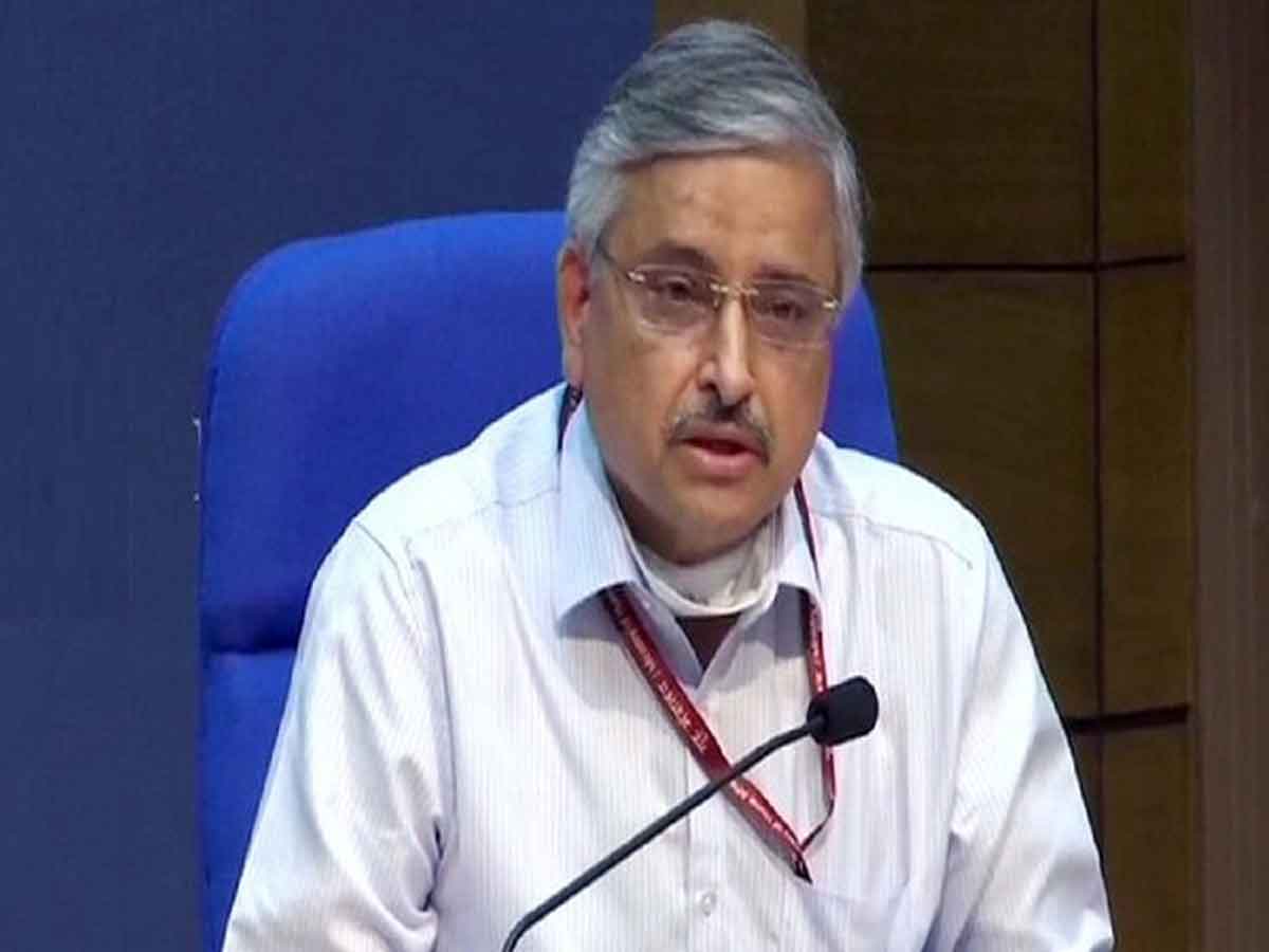 సెప్టెంబర్‌ నుంచి చిన్నారులకు కరోనా టీకాలు : గులేరియా