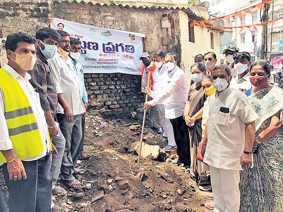 సీఎం కేసీఆర్‌ ముందుచూపుతోనే పట్టణ ప్రగతి