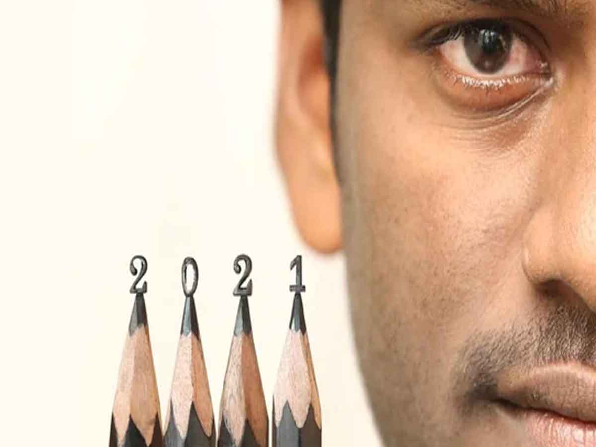 mirco-artist nominated for Padmasri Awards :  పద్మశ్రీ అవార్డుకు వైజాగ్‌ కళాకారుడు నామినేట్‌