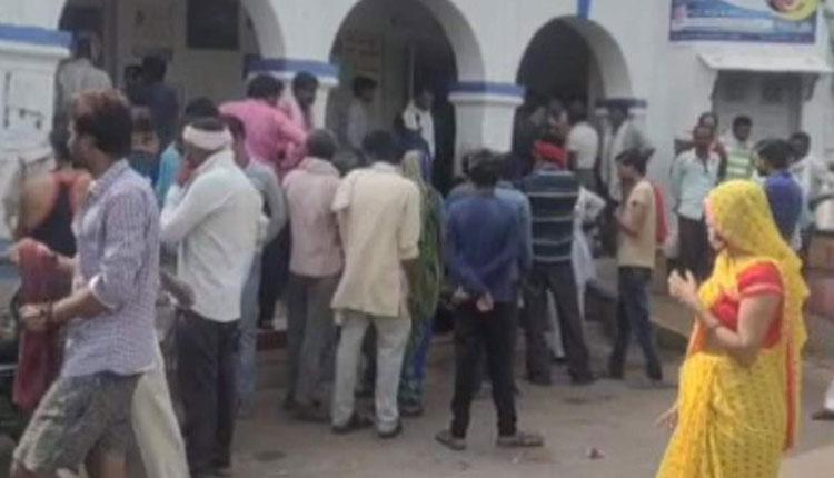 బ్రేకింగ్ న్యూస్‌: విద్యుత్ షాక్‌తో ఒకే కుటుంబంలో ఆరుగురు దుర్మ‌ర‌ణం