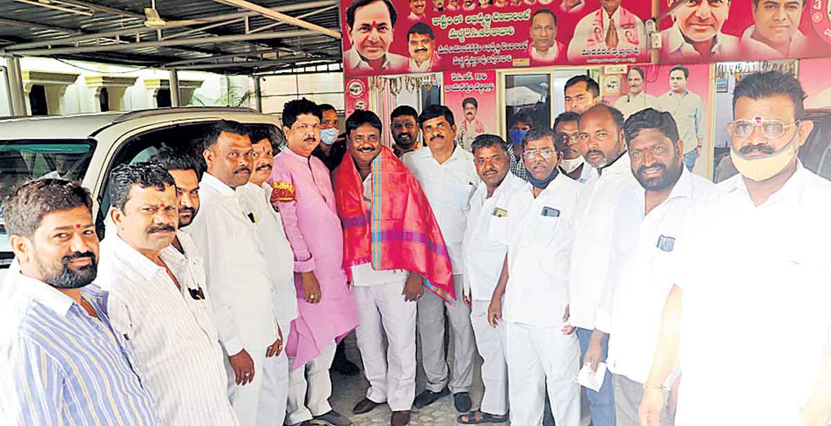 సబ్బండ వర్గాలకు సంక్షేమ ఫలాలు