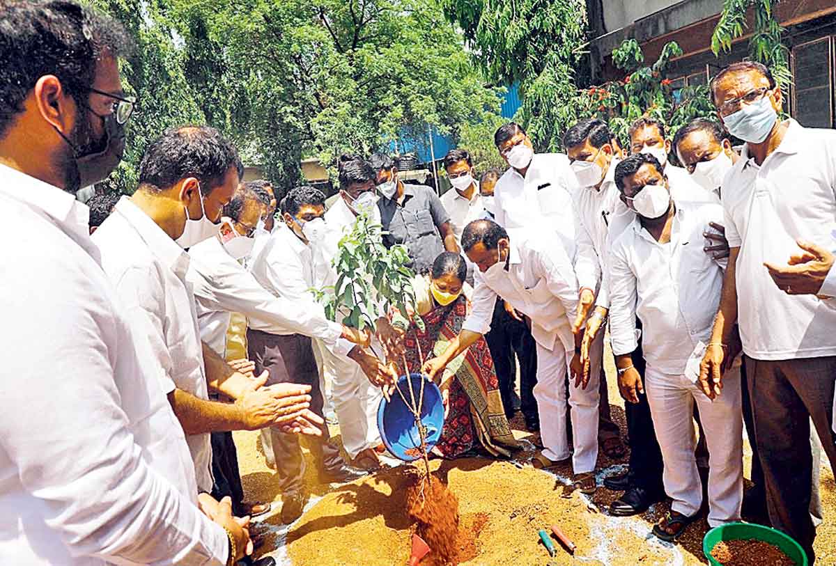 పట్టణ ప్రగతితో స్వచ్ఛత.. పరిశుభ్రత