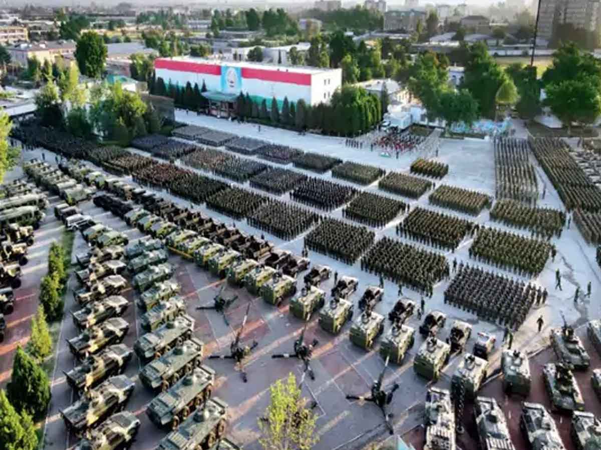 తాలిబాన్‌ను ఎదుర్కొనేందుకు సిద్ధమవుతున్న తజికిస్తాన్‌..!