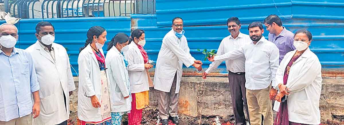 పర్యావరణ పరిరక్షణలో రాష్ట్ర ప్రభుత్వ చర్యలు భేష్‌