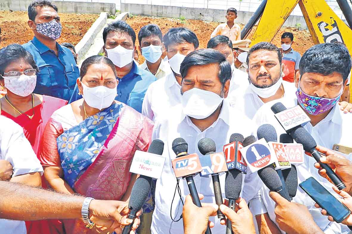 మా వాటాను వదులుకోం