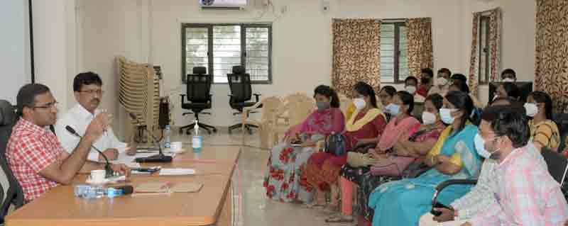 సాధారణ ప్రసవాల సంఖ్య పెంచాలి