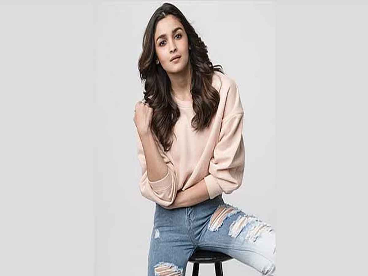 బ్రాండ్ అంబాసిడర్ గా అలియా భట్‌ ను నియమించిన “ఔరెలియా”