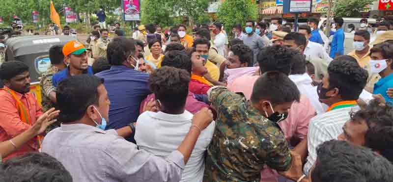 అంబేద్కర్‌ సాక్షిగా.. దళితులపై దాడి