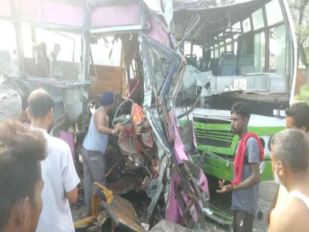 సిద్ధూ కార్యక్రమానికి వెళ్తూ రోడ్డు ప్రమాదంలో కాంగ్రెస్‌ కార్యకర్తలు మృతి