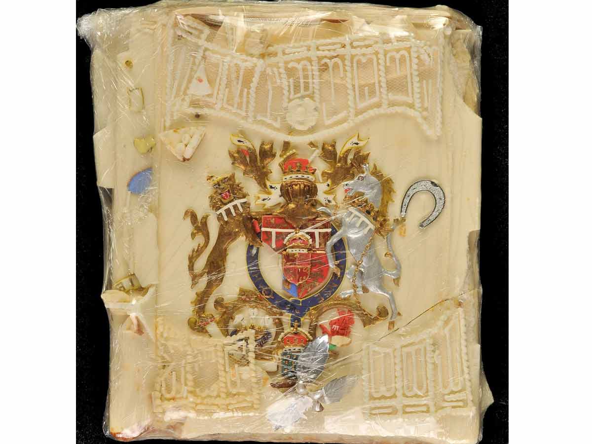 వేలానికి ప్రిన్స్‌ చార్లెస్‌ – ప్రిన్సెస్‌ డయానా వివాహం నాటి కేకు ముక్క.. తినడానికి మాత్రం కాదట.!