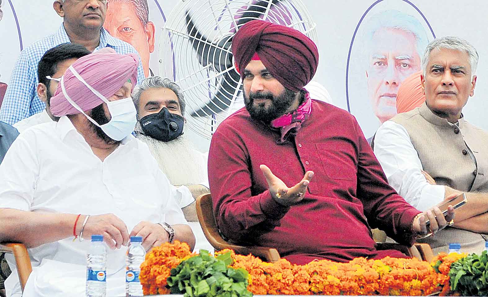 చేతులు కలిపిన సిద్దూ, అమరీందర్‌