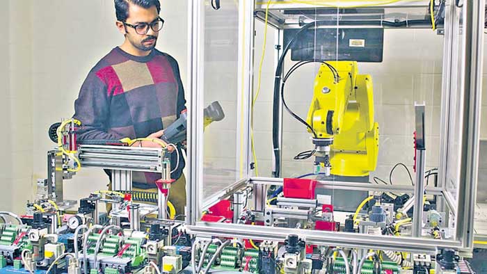 DEETఉద్యోగాలు