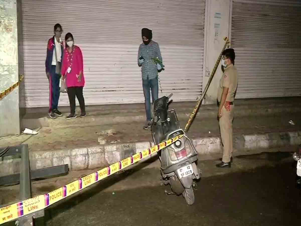 ఢిల్లీలో కాల్పుల కలకలం..