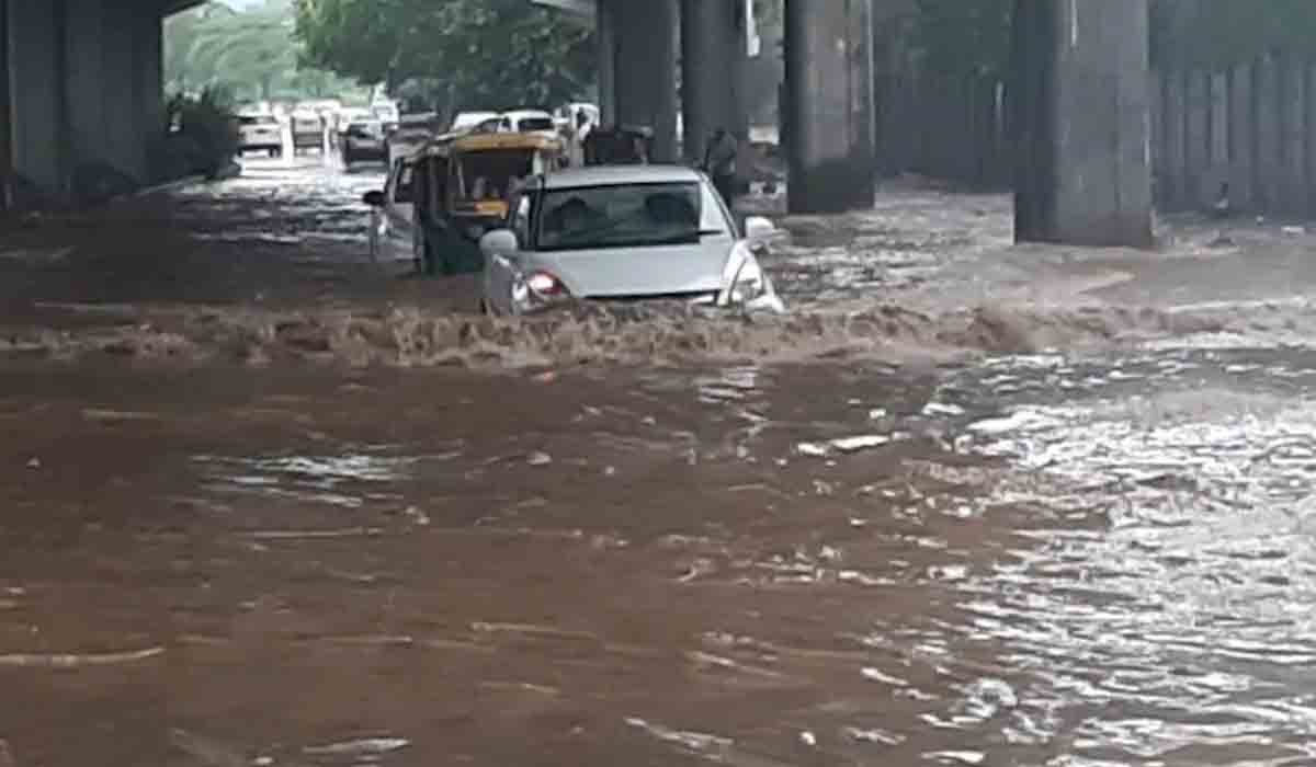 ఢిల్లీలో దంచికొట్టిన వాన‌.. 24 గంట‌ల్లో 70 మి.మీ. వ‌ర్ష‌పాతం న‌మోదు